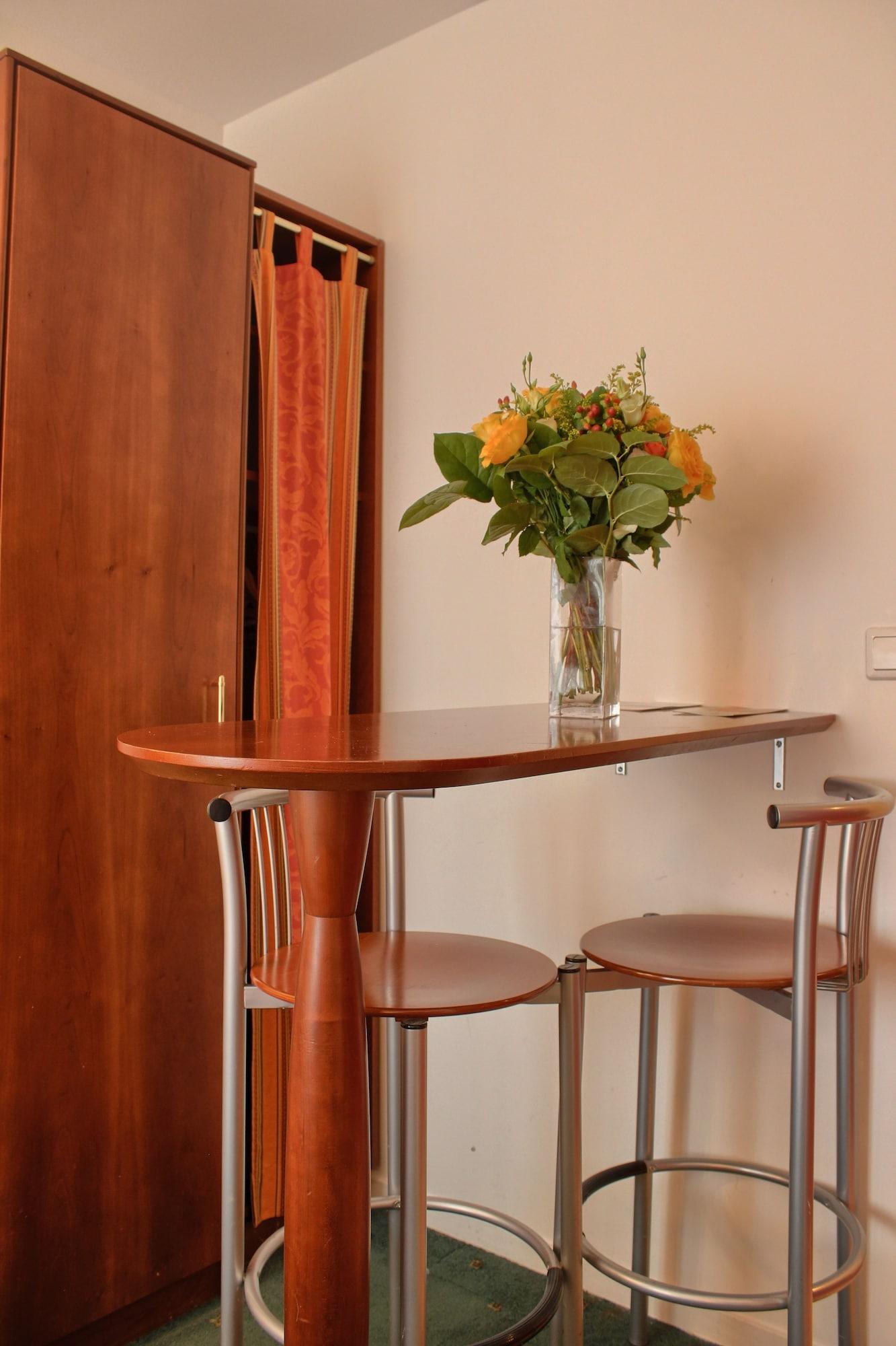 Pavillon Courcelles Parc Monceau Aparthotel Париж Екстериор снимка