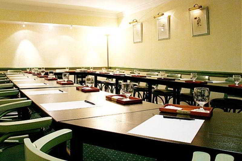 Pavillon Courcelles Parc Monceau Aparthotel Париж Екстериор снимка