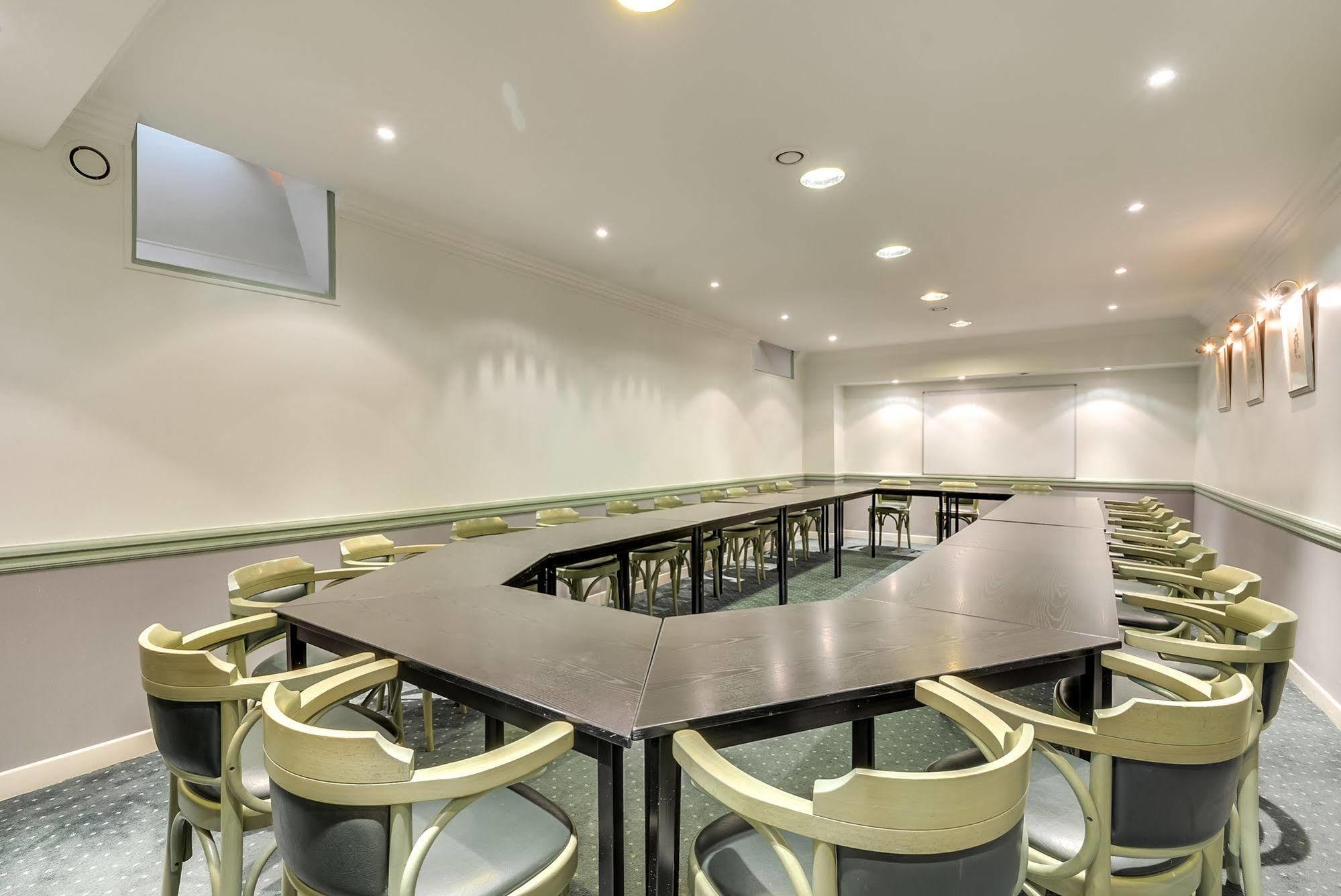 Pavillon Courcelles Parc Monceau Aparthotel Париж Екстериор снимка
